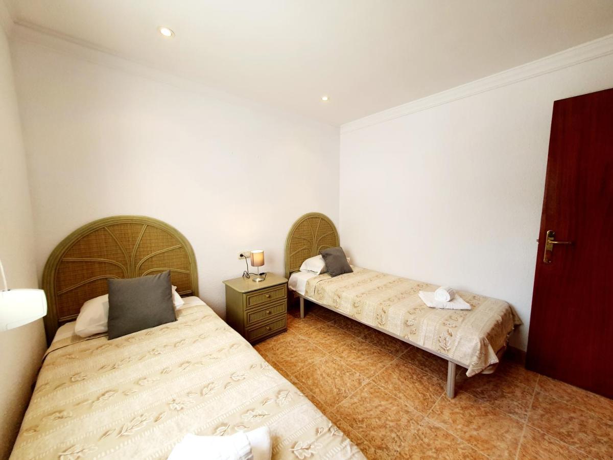 Luna Seafront Apartament Marbella
